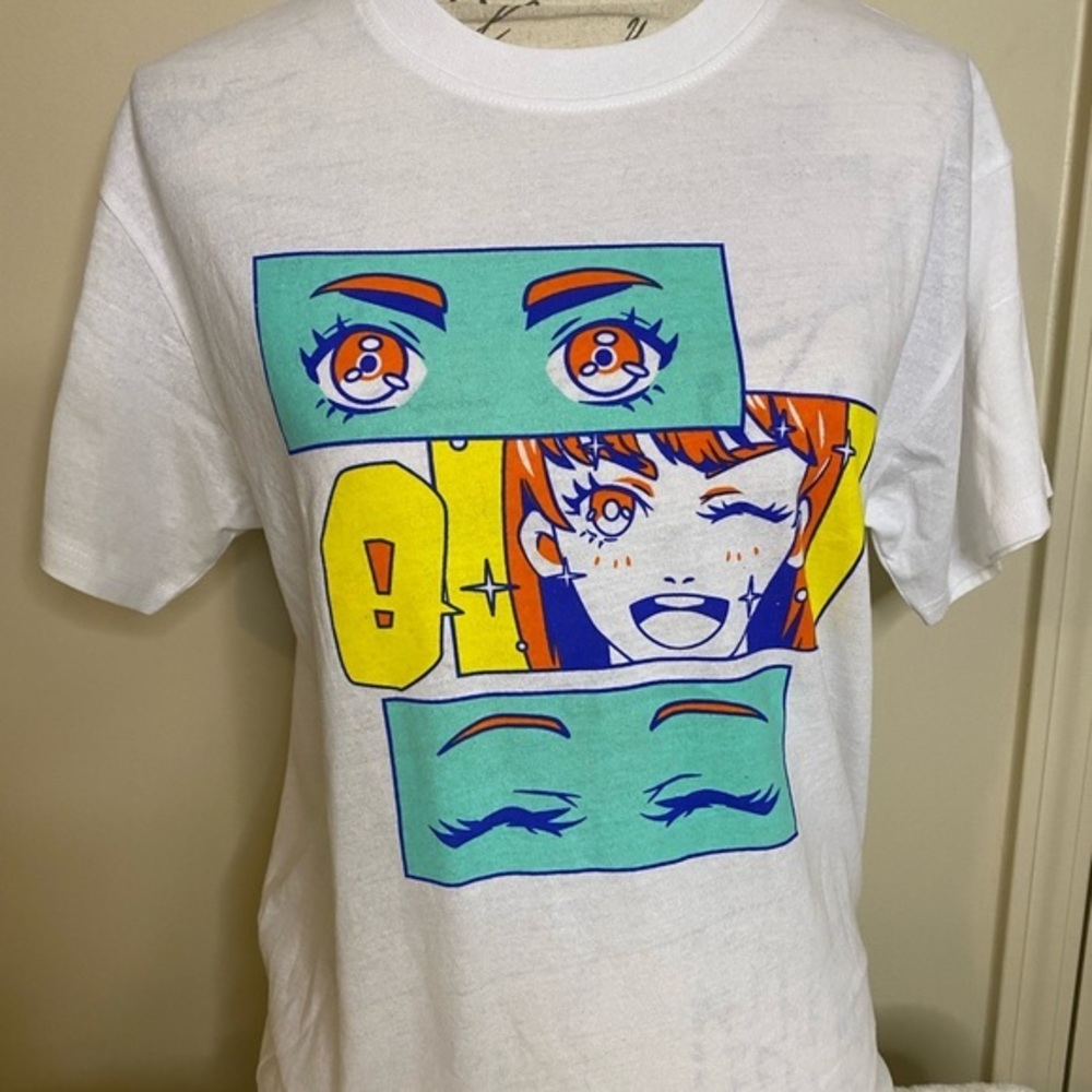 Hot Topic tee shirt
